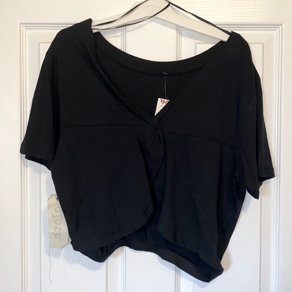 black crop top
